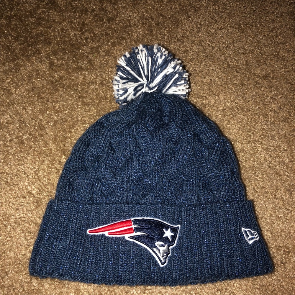 Women’s Patriots beanie- navy with glitter thread